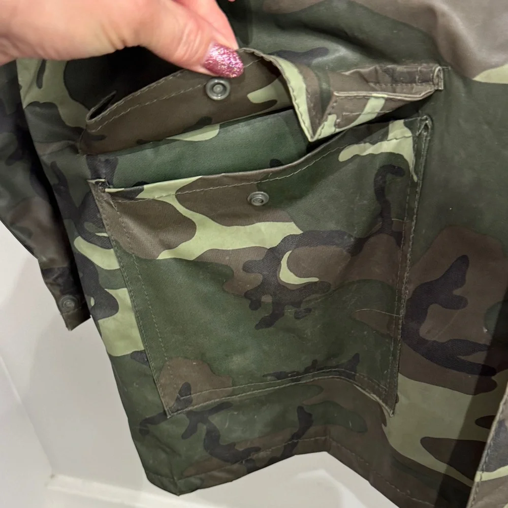 Seaway Men's Quilted Camouflage Jacket. Size XL